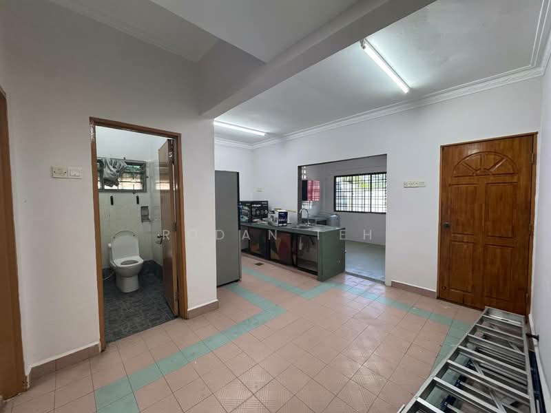 1-storey Terraced House for Rent in Taman Skudai Baru (Skudai) - Rodan Teh - Kitchen - PropertyGuru.com.my
