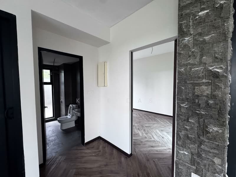 Semi-Detached House for Sale in Johor Bahru (Johor) - Kyle Das - Bathroom - PropertyGuru.com.my