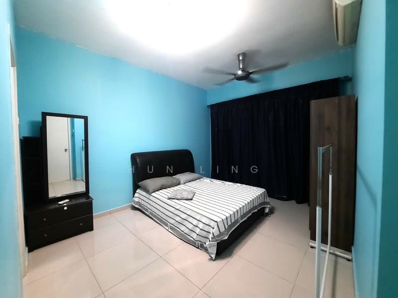 Condominium for Rent at The Zest @ Kinrara 9 - Hun Ling - Bedroom - PropertyGuru.com.my