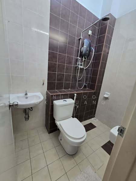 Rumah Teres 2 Tingkat untuk Disewa di Setia Alam (Selangor) - Veni Foo Yoke Fuang - Bathroom - PropertyGuru.com.my