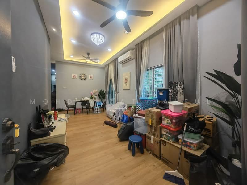 Semi-Detached House for Sale in Meru (Klang) - Mohd Aizat Saiful Bahri - Living Room - PropertyGuru.com.my