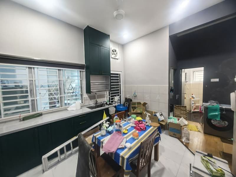 Semi-Detached House for Sale in Meru (Klang) - Mohd Aizat Saiful Bahri - Kitchen - PropertyGuru.com.my