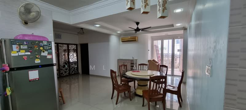 Rumah Teres 2 Tingkat untuk Dijual di Taman Danau Desa (Taman Desa) - ML Lau - Dining Room - PropertyGuru.com.my
