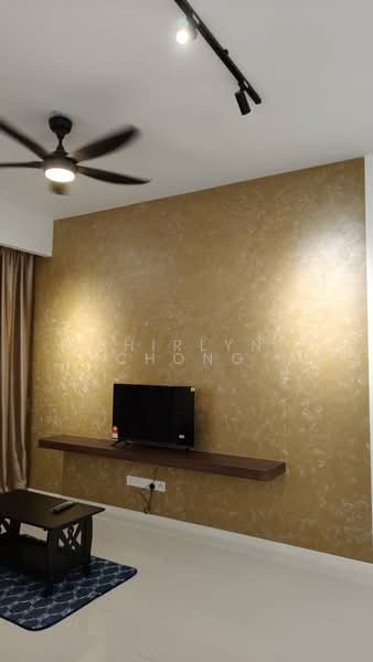 Servis Apartment untuk Dijual di Met 1 Residences - Shirlyn Chong - Living Room - PropertyGuru.com.my