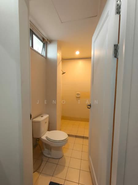 Townhouse for Rent in Kuching (Sarawak) - Jeno Tan - Bathroom - PropertyGuru.com.my