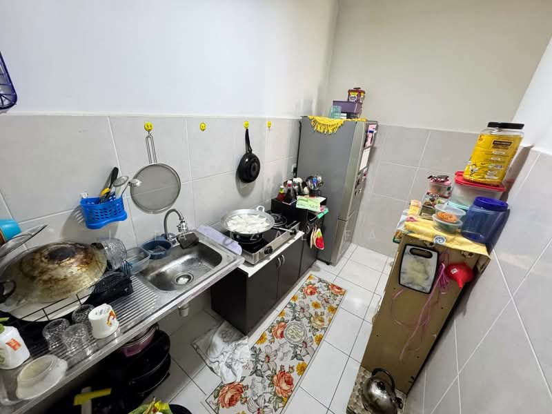 Condominium for Sale at Sky Awani Residensi 1 - Isfarizal fazz - Kitchen - PropertyGuru.com.my