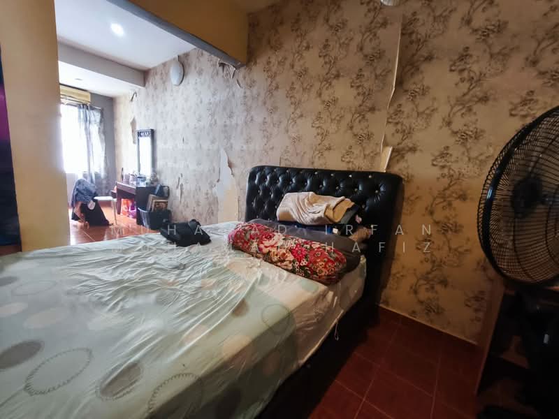 2-storey Terraced House for Rent in Bukit Jelutong (Shah Alam) - Muhamad Irfan Muhamad Hafiz - Bedroom - PropertyGuru.com.my