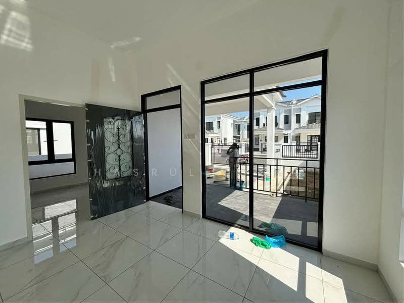 Semi-Detached House for Sale in Bandar Puteri Jaya (Sungai Petani) - Hasrul Rosli - Living Room - PropertyGuru.com.my
