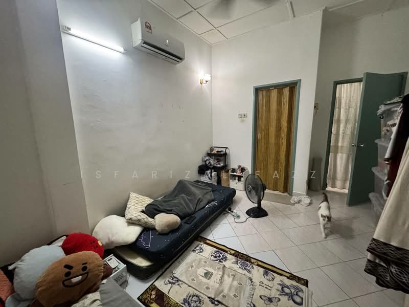 Condominium for Sale at Tiara Duta - Isfarizal fazz - Bedroom - PropertyGuru.com.my