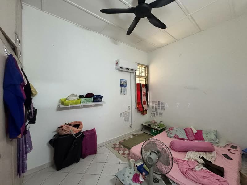 Condominium for Sale at Tiara Duta - Isfarizal fazz - Bedroom - PropertyGuru.com.my