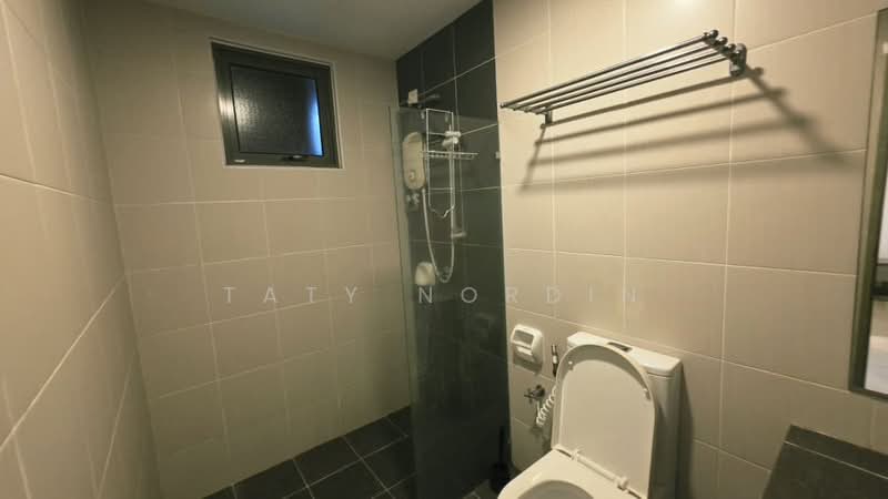 Servis Apartment untuk Disewa di Evo Soho Suite - Taty Nordin - Bathroom - PropertyGuru.com.my
