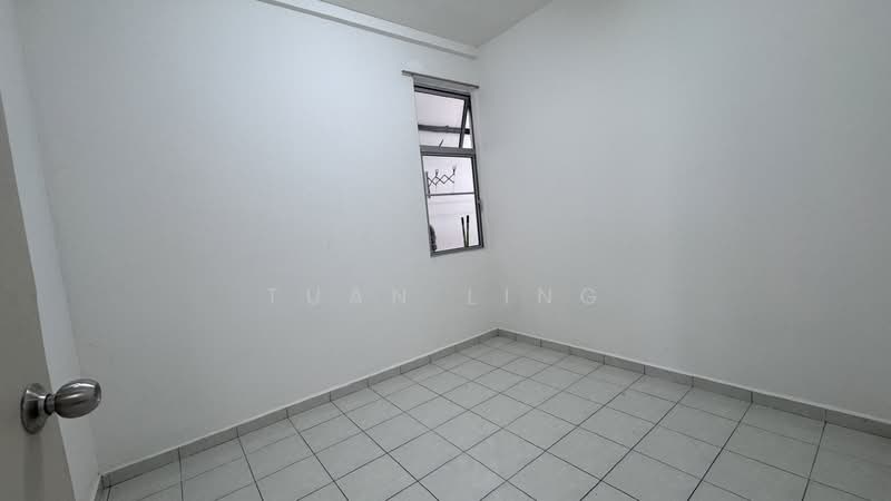 Apartment for Rent at Molek Ria - Tuan Ling - PropertyGuru.com.my
