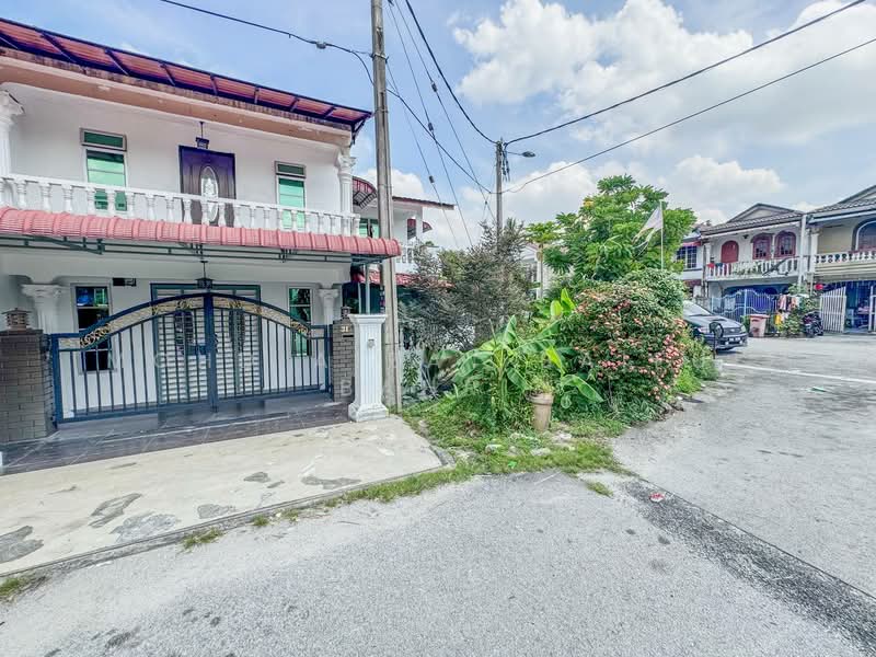 2-storey Terraced House for Sale in Taman Indah Jaya (Petaling Jaya) - Mohd Aizat Saiful Bahri - Exterior - PropertyGuru.com.my
