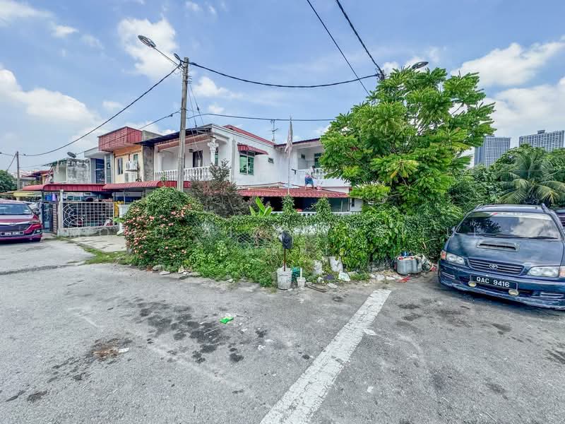 2-storey Terraced House for Sale in Taman Indah Jaya (Petaling Jaya) - Mohd Aizat Saiful Bahri - Exterior - PropertyGuru.com.my