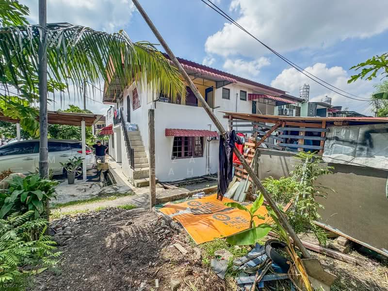 2-storey Terraced House for Sale in Taman Indah Jaya (Petaling Jaya) - Mohd Aizat Saiful Bahri - PropertyGuru.com.my