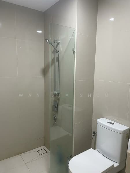 Servis Apartment untuk Disewa di Southlink - Wan Jia Shun - Bathroom - PropertyGuru.com.my