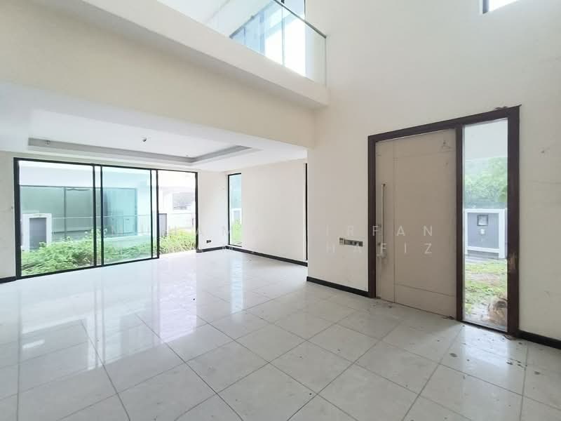 Rumah Teres 3 Tingkat untuk Dijual di Shah Alam (Selangor) - Muhamad Irfan Muhamad Hafiz - Living Room - PropertyGuru.com.my