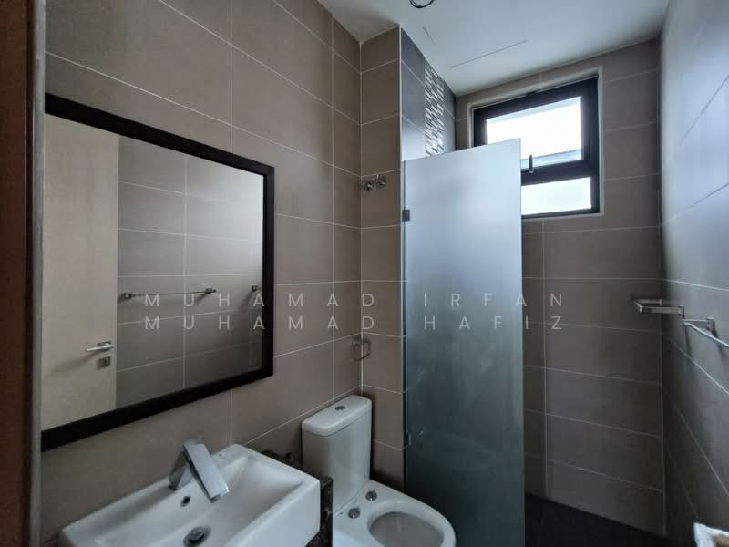 Rumah Teres 3 Tingkat untuk Dijual di Shah Alam (Selangor) - Muhamad Irfan Muhamad Hafiz - Bathroom - PropertyGuru.com.my