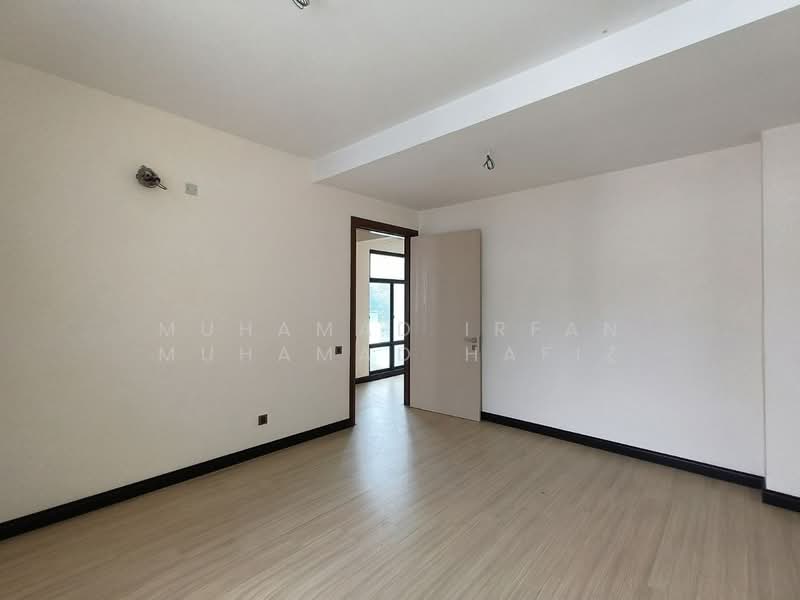 Rumah Teres 3 Tingkat untuk Dijual di Shah Alam (Selangor) - Muhamad Irfan Muhamad Hafiz - Bedroom - PropertyGuru.com.my