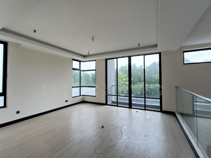 Rumah Teres 3 Tingkat untuk Dijual di Shah Alam (Selangor) - Muhamad Irfan Muhamad Hafiz - Family Area - PropertyGuru.com.my