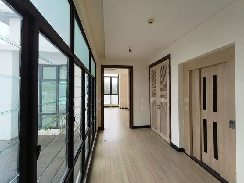 Rumah Teres 3 Tingkat untuk Dijual di Shah Alam (Selangor) - Muhamad Irfan Muhamad Hafiz - Corridor - PropertyGuru.com.my