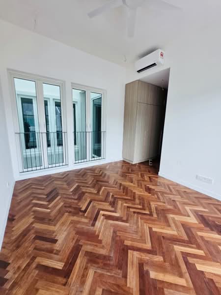 3-storey Terraced House for Sale in Seri Tanjung Pinang (Tanjung Tokong) - Jeffrey Yeoh - PropertyGuru.com.my