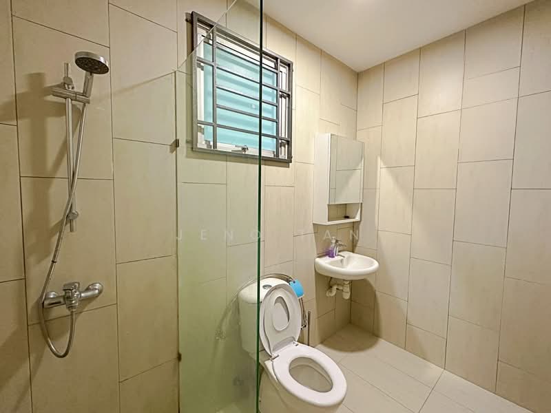 Pangsapuri untuk Disewa di Liberty Grove - Jeno Tan - Bathroom - PropertyGuru.com.my