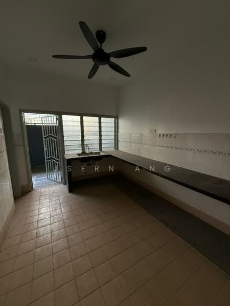 Rumah Teres 2 Tingkat untuk Dijual di Bandar Puteri Klang (Klang) - Jsern Ang - Kitchen - PropertyGuru.com.my