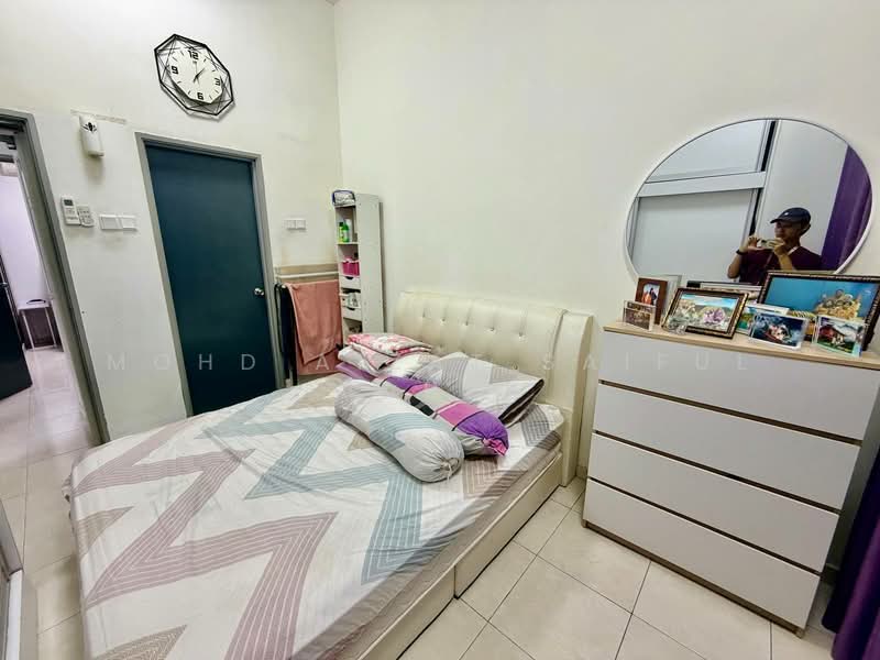 Rumah Teres 1.5 Tingkat untuk Dijual di Banting (Selangor) - Mohd Aizat Saiful Bahri - Bedroom - PropertyGuru.com.my