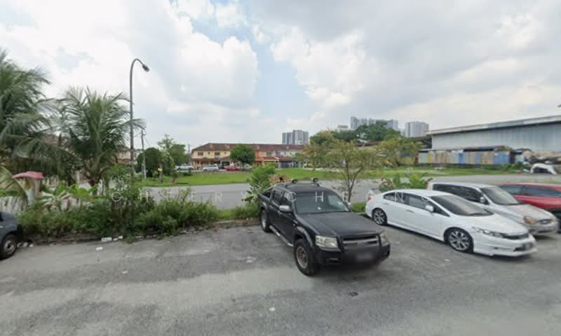 Shop for Sale in Taman Taming Ria (Balakong) - Cheery Cheong - Exterior - PropertyGuru.com.my
