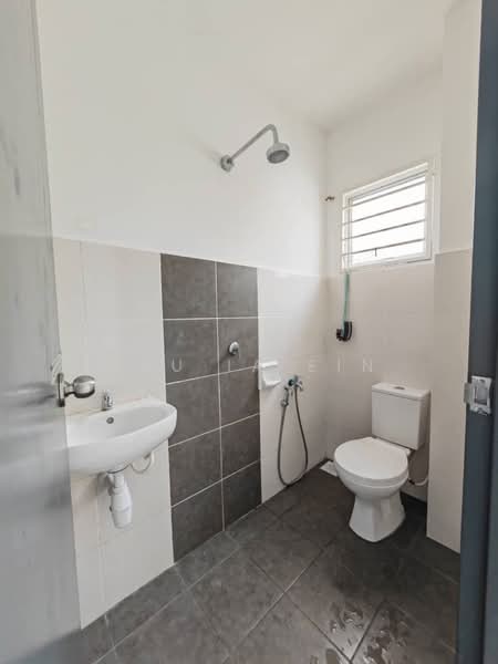Rumah Teres 2 Tingkat untuk Disewa di Bukit Sentosa (Rawang) - Lau Ia Ein - PropertyGuru.com.my
