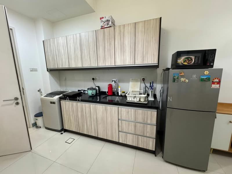 Service Residence for Rent at South View - Wan Jia Shun - Kitchen - PropertyGuru.com.my