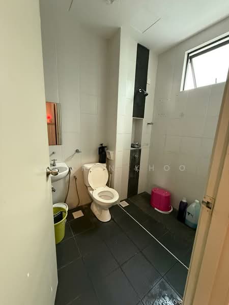 Rumah Kluster untuk Dijual di Taman Adda Heights (Tebrau) - Darren Khoo - Bathroom - PropertyGuru.com.my