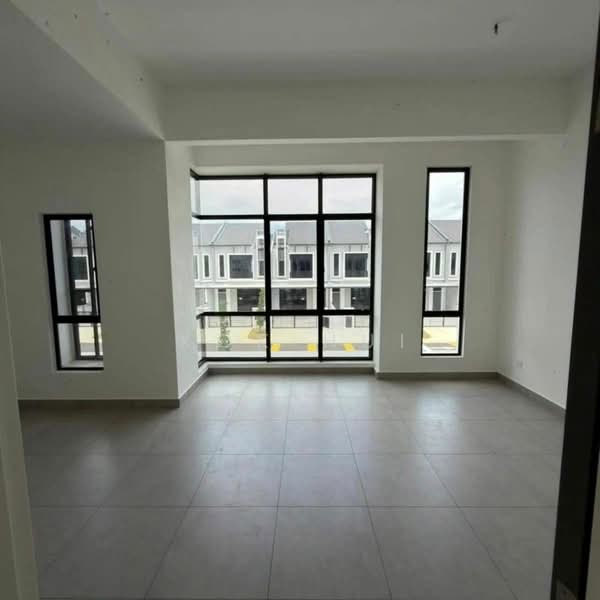 2-storey Terraced House for Sale in Setia Eco Cascadia (Tebrau) - Kok Hui - Living Room - PropertyGuru.com.my