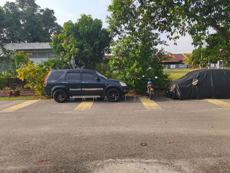 For Sale - Bandar Saujana Putra
