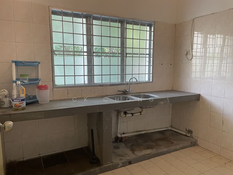 Rumah Berkembar untuk Dijual di Bandar Sungai Long (Selangor) - CK Chong - Kitchen - PropertyGuru.com.my