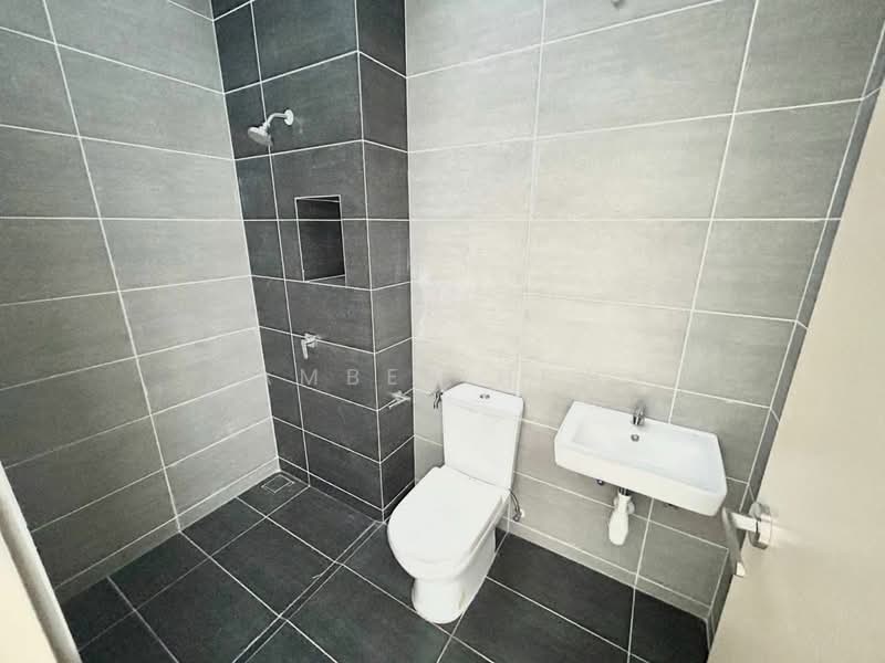 2-storey Terraced House for Sale in Bandar Dato Onn (Tebrau) - Amber Hew - PropertyGuru.com.my