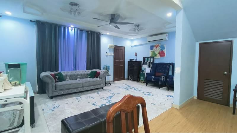 Rumah Teres 2 Tingkat untuk Dijual di Bandar Parklands (Klang) - Zaffur Nazri - Living Room - PropertyGuru.com.my