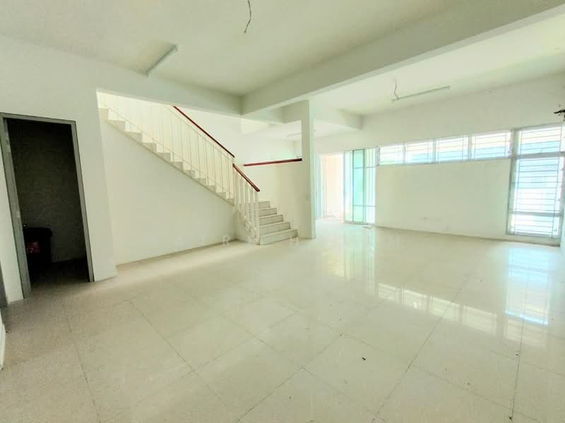 2-storey Terraced House for Sale in Bandar Saujana Putra (Tanjong Duabelas) - Hairi Halim - PropertyGuru.com.my
