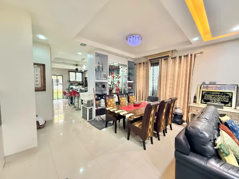 Rumah Banglo untuk Dijual di Aman Perdana (Kapar) - Sa'a Nordin - Dining Room - PropertyGuru.com.my