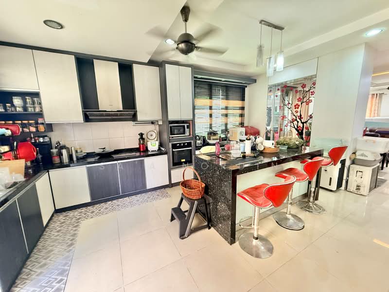 Rumah Banglo untuk Dijual di Aman Perdana (Kapar) - Sa'a Nordin - Kitchen - PropertyGuru.com.my