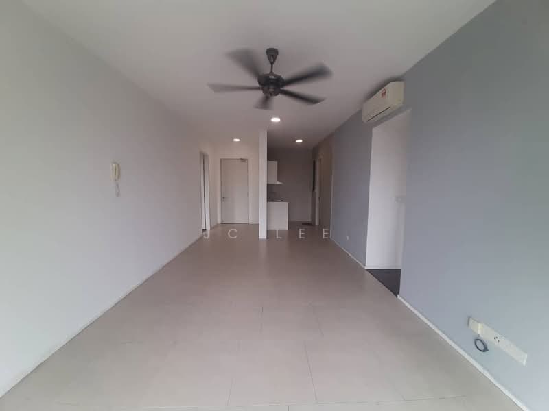 Servis Apartment untuk Disewa di Geo Bukit Rimau - JC Lee - Living Room - PropertyGuru.com.my