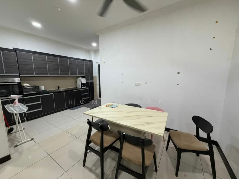 Rumah Berkembar untuk Dijual di Antara Gapi (Ulu Yam) - Roman Yap - Kitchen - PropertyGuru.com.my
