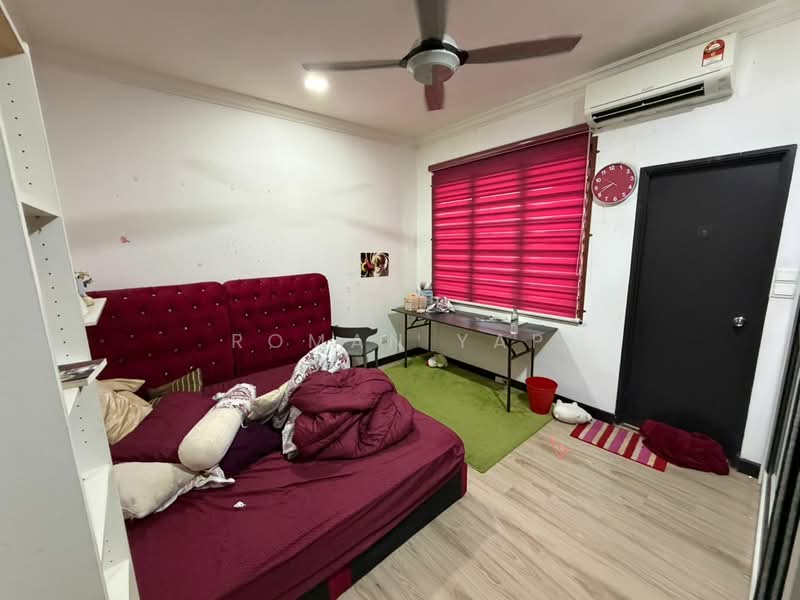 Rumah Berkembar untuk Dijual di Antara Gapi (Ulu Yam) - Roman Yap - Bedroom - PropertyGuru.com.my