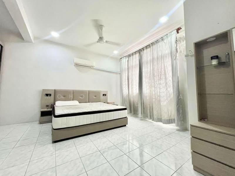 Rumah Teres 2 Tingkat untuk Dijual di Bandar Saujana Putra (Tanjong Duabelas) - Mohd Mortadza Ahmad - PropertyGuru.com.my