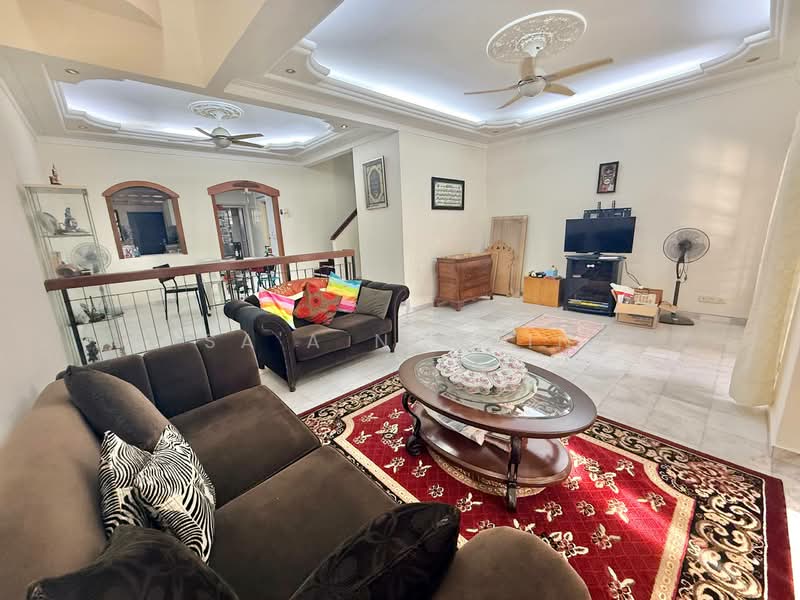 2-storey Terraced House for Sale in Bukit Jelutong (Shah Alam) - Sa'a Nordin - Living Room - PropertyGuru.com.my