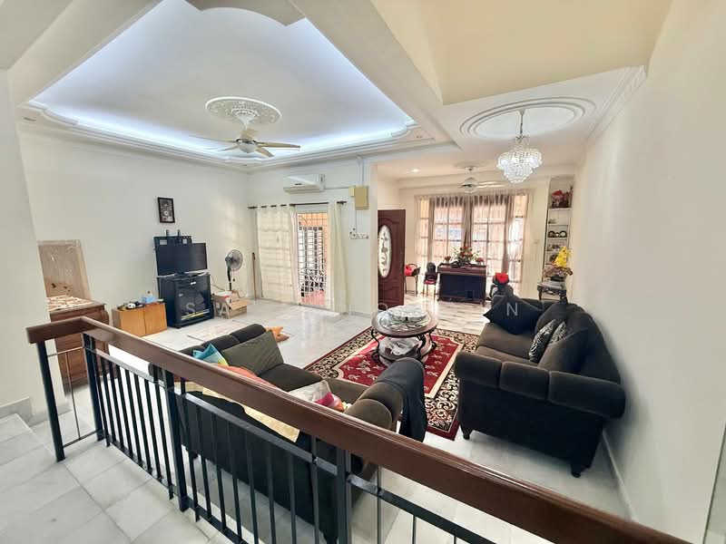 2-storey Terraced House for Sale in Bukit Jelutong (Shah Alam) - Sa'a Nordin - Living Room - PropertyGuru.com.my