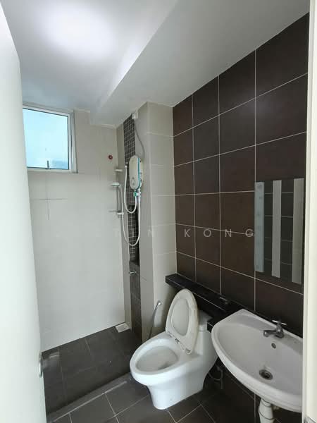 Apartment for Sale at D'Rich Executive Suites - Justin Kong - Bathroom - PropertyGuru.com.my