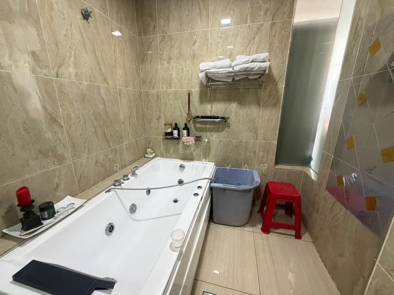 Terraced House for Sale in Bandar Country Homes (Rawang) - Roman Yap - PropertyGuru.com.my