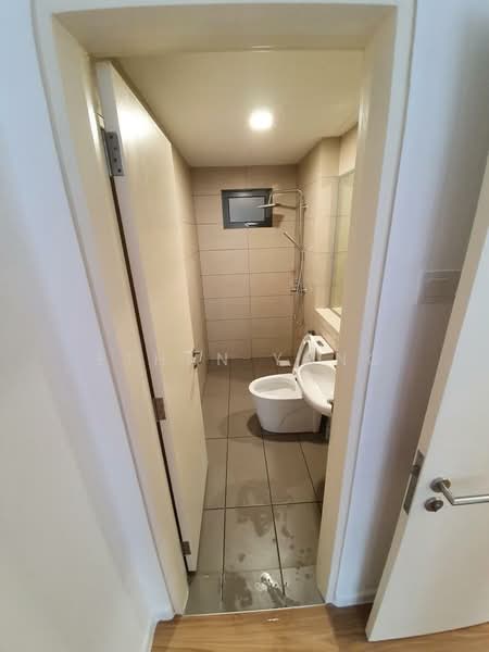 Kondominium untuk Disewa di Lakefront Residence - Ethan Yong - Bathroom - PropertyGuru.com.my
